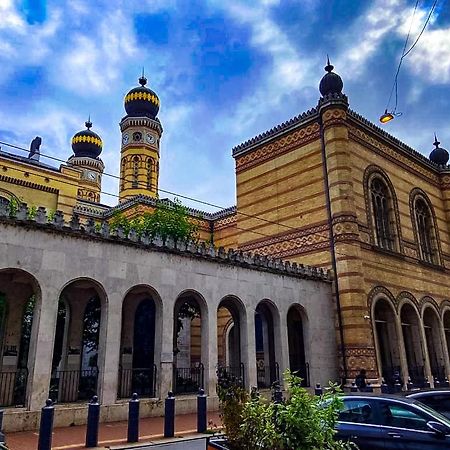 H & A Suite Synagogue Budapest Exteriör bild